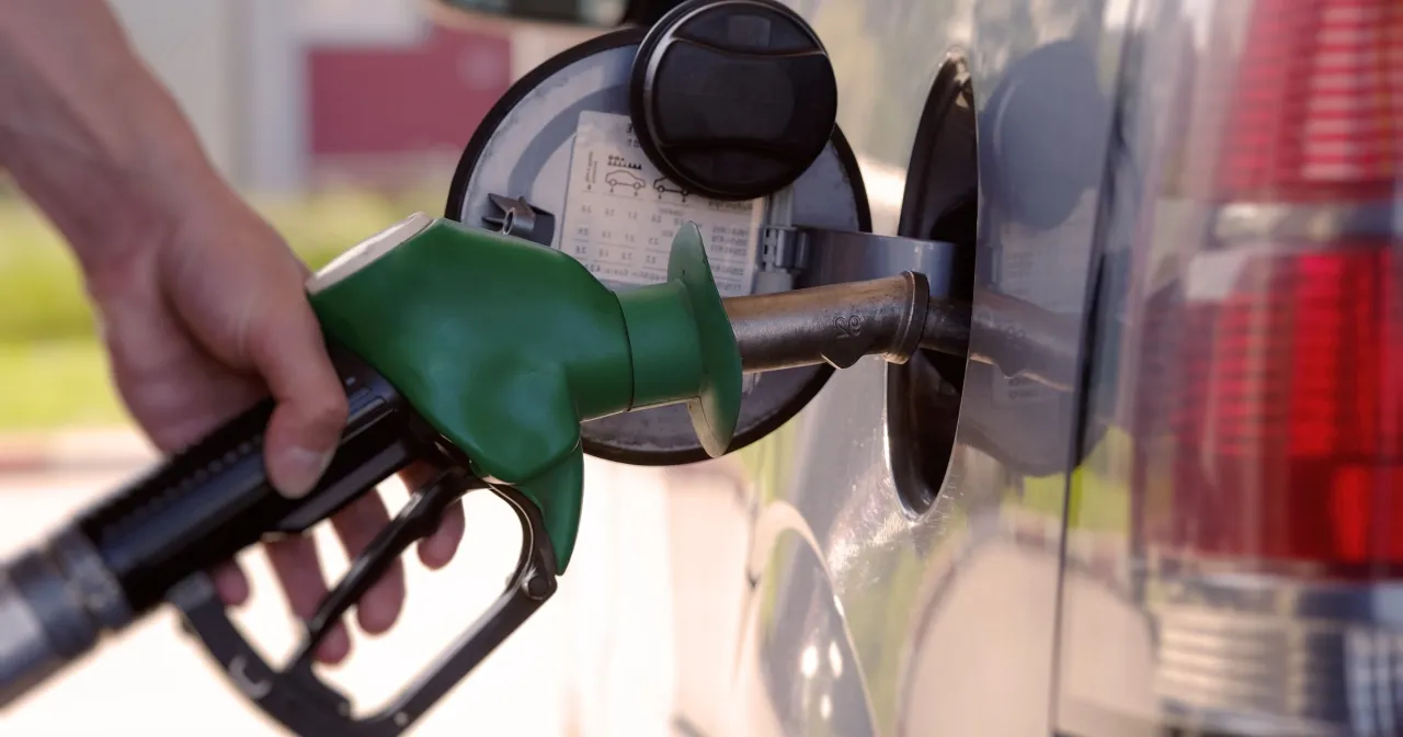 wykres prognozy cen paliw diesel Polska 2026