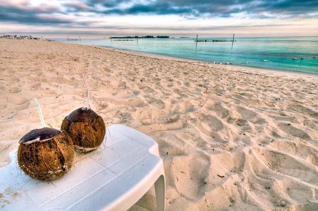 tanie wakacje nad morzem oszczędzanie