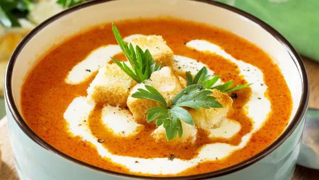 Wegańskie alternatywy dla śmietany w zupie