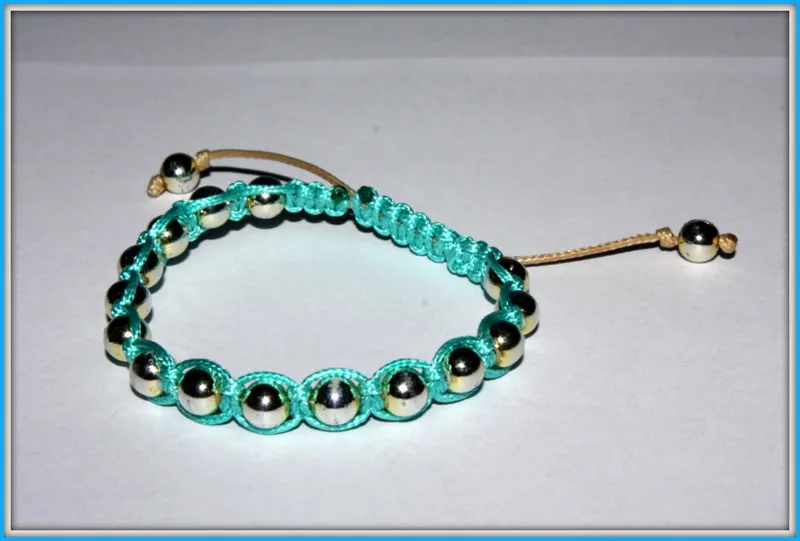 bransoletka makrama z koralikami inspiracje