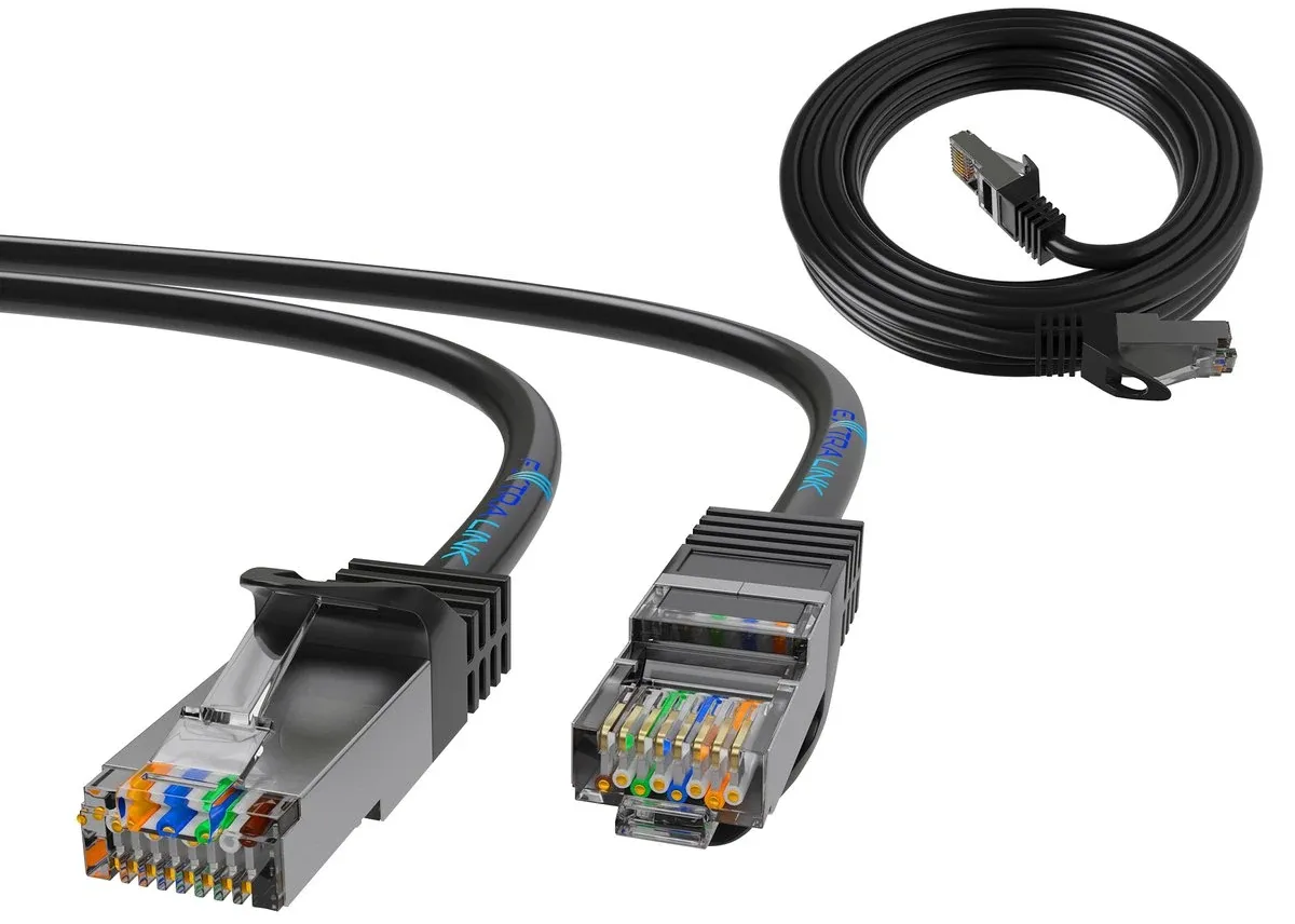 Dwa kable Ethernet z wtyczkami RJ45. Czy kabel ethernet ma znaczenie? Tak, jakość połączenia jest kluczowa.