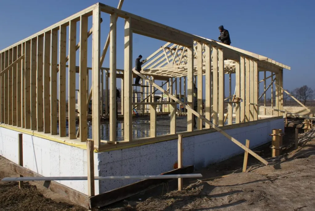 dom szkieletowy murowany porównanie