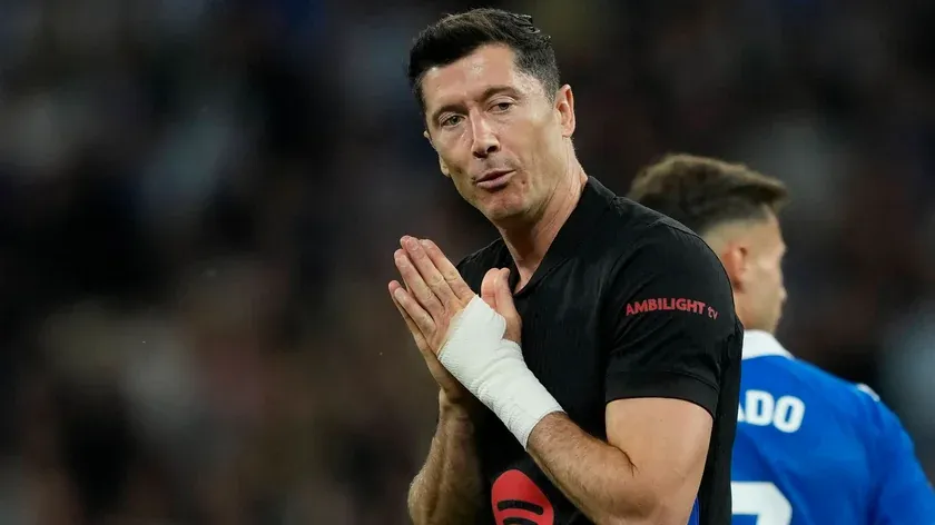 Zdjęcie Ile zarabia Lewandowski w Barcelonie? Zaskakujące szczegóły jego pensji