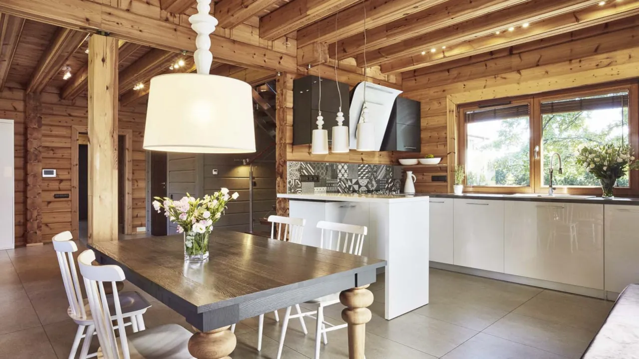 Nowoczesny dom z bali wnętrze