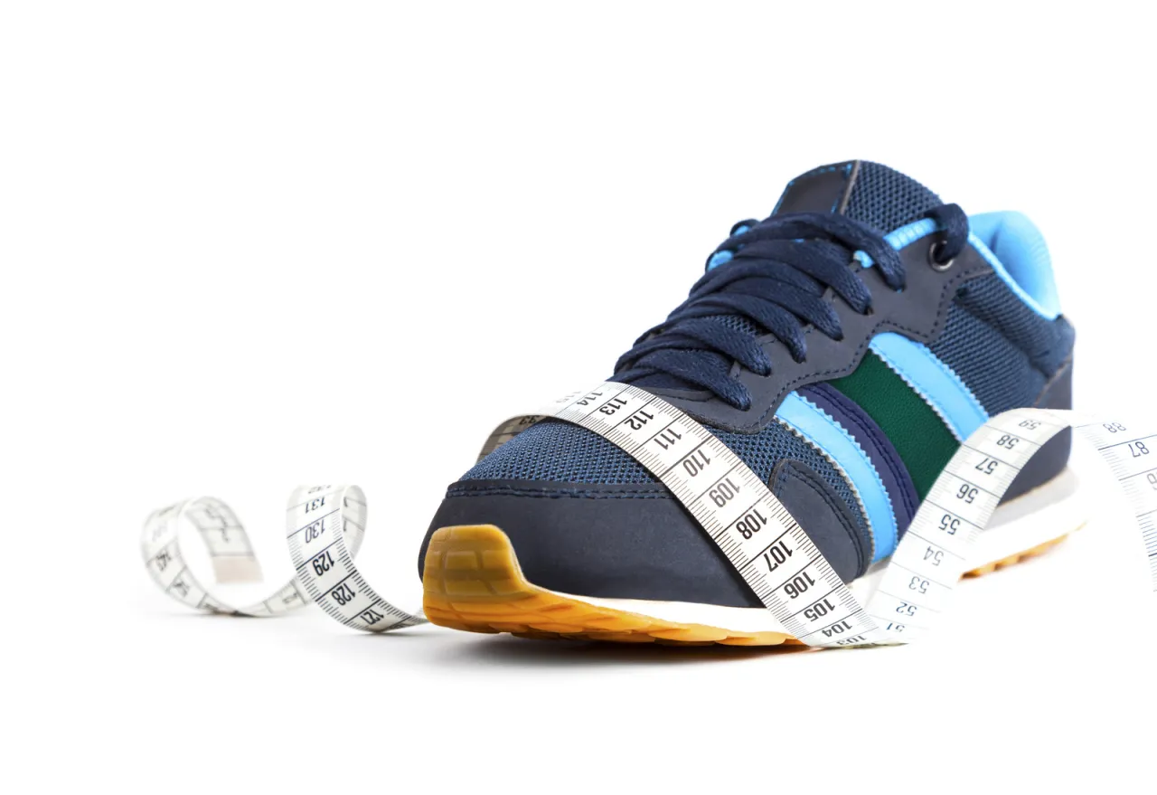 jak zmierzyć stopę dziecka do buta adidas