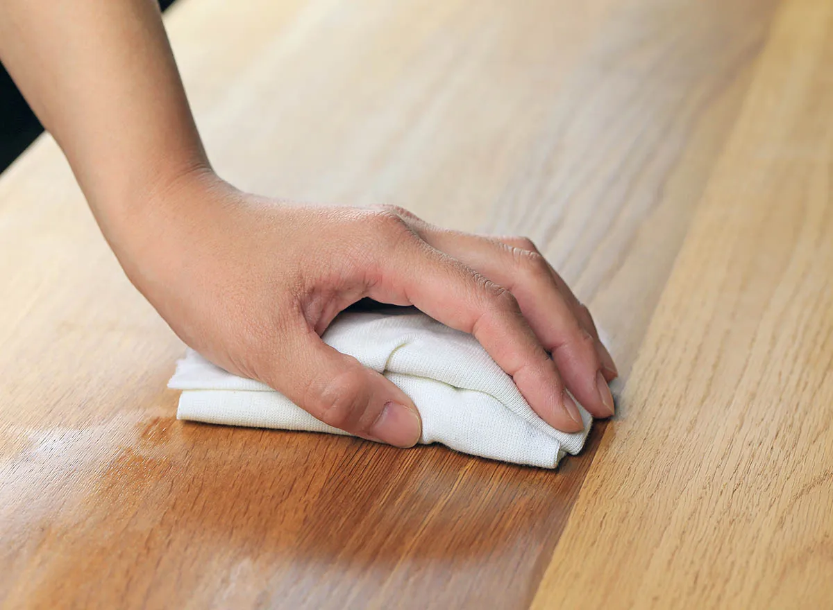 malowanie mebli drewnianych