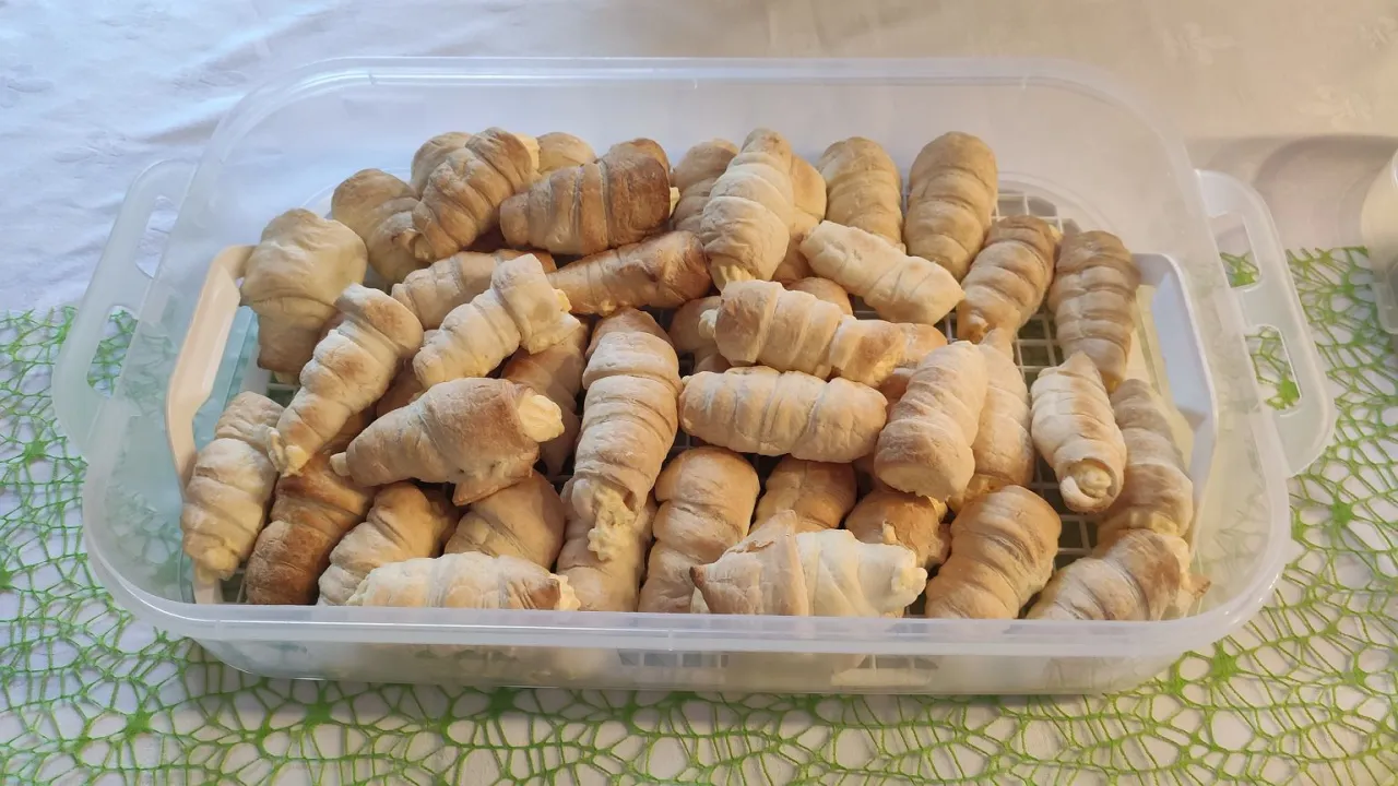 domowe rurki z kremem bez foremek