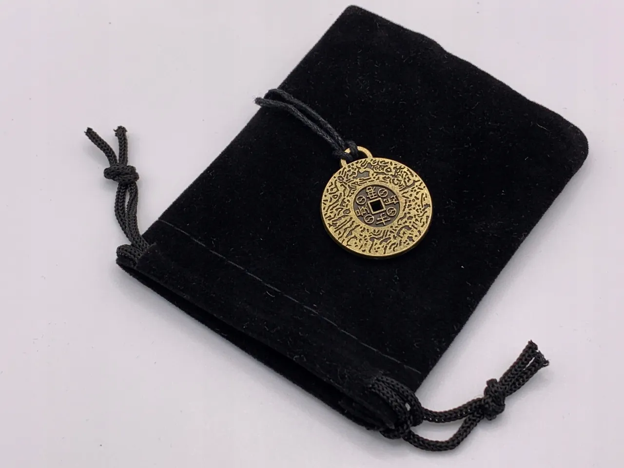 amulety na pieniądze