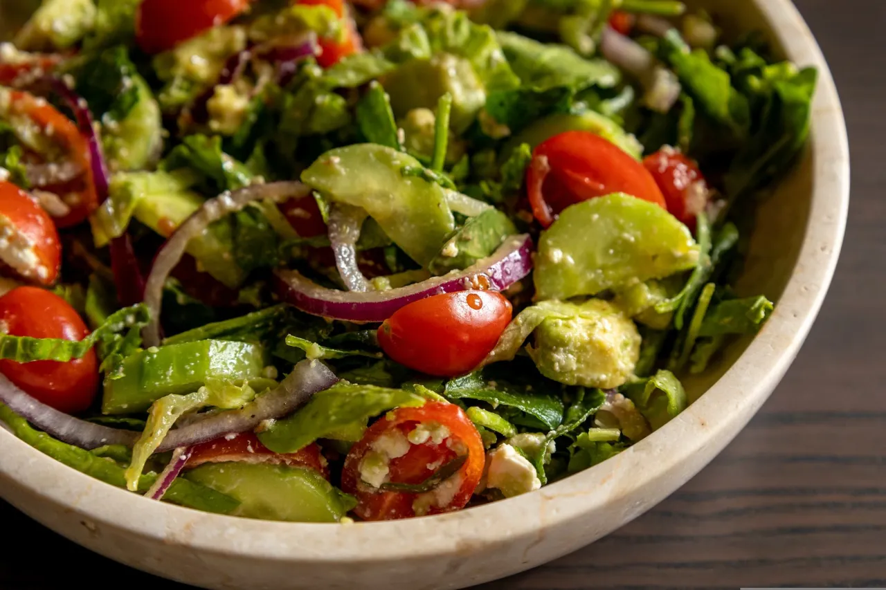 Zdjęcie Szybka sałatka do grilla w 3 minuty, która zaskoczy gości