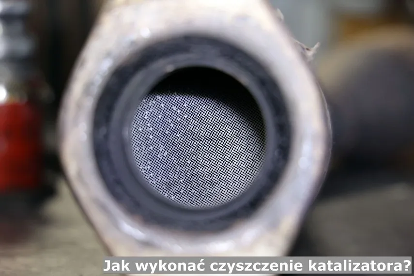 Uszkodzony katalizator samochodowy lub zapchany DPF