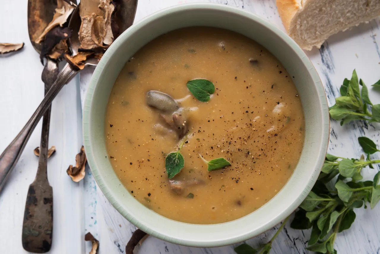 zupa grzybowa z suszonych grzybów gotowanie krok po kroku