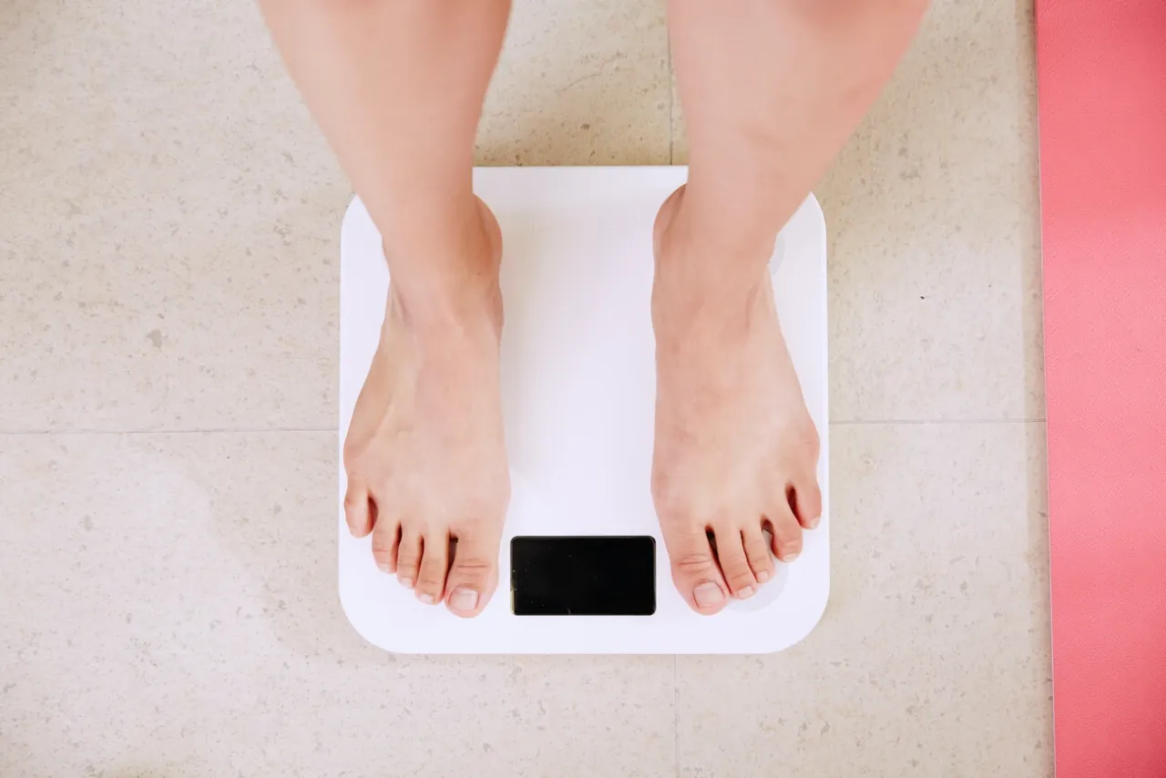 Zdjęcie Ile trzeba ćwiczyć, żeby schudnąć 10 kg i uniknąć niezdrowych metod?