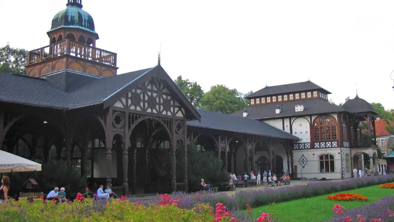 Park Zdrojowy im. Henryka Wieniawskiego Szczawno-Zdr&oacute;j