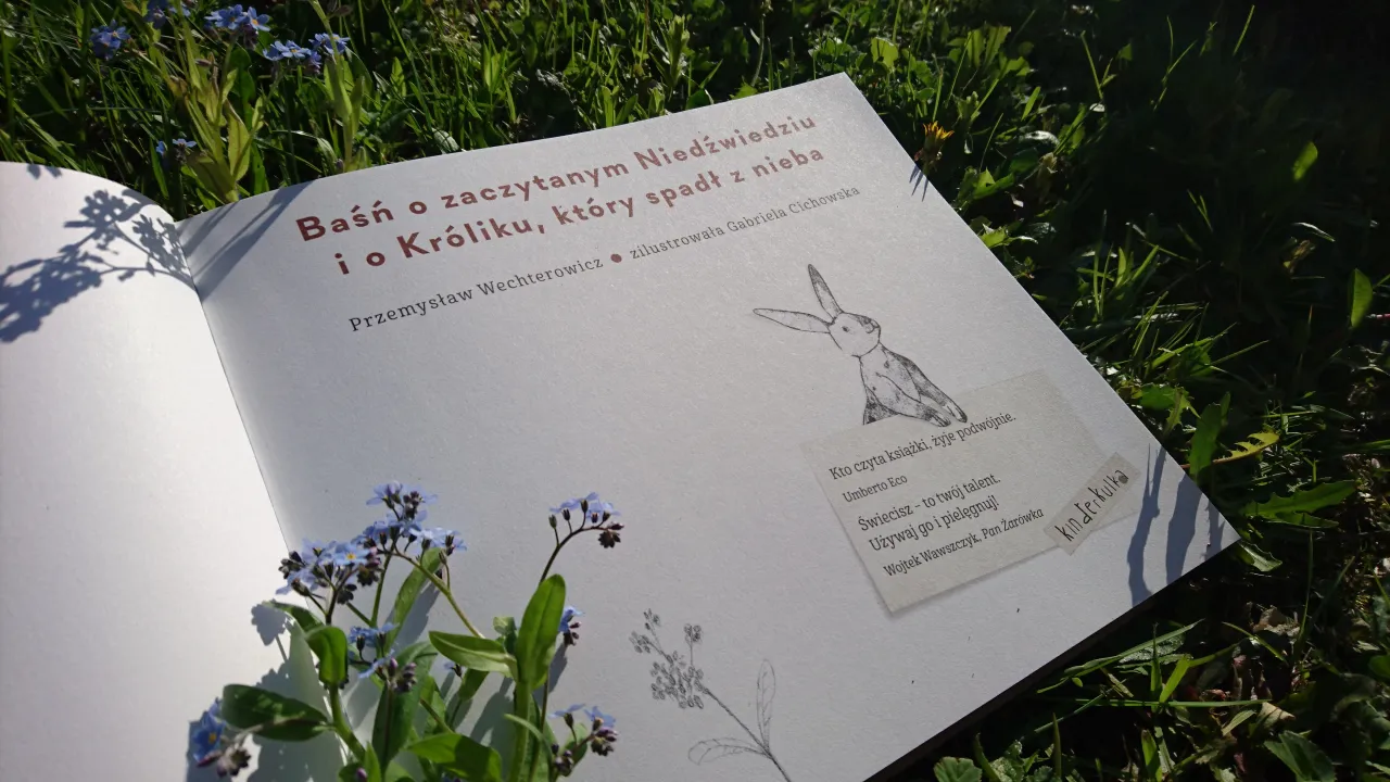 Otwarta książka z tytułem 