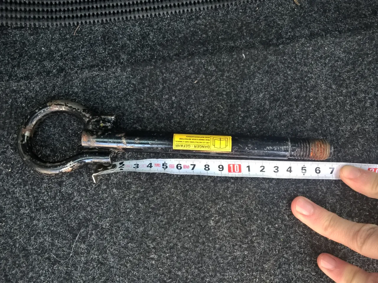 Renault Megane 2 ucho holownicze lokalizacja