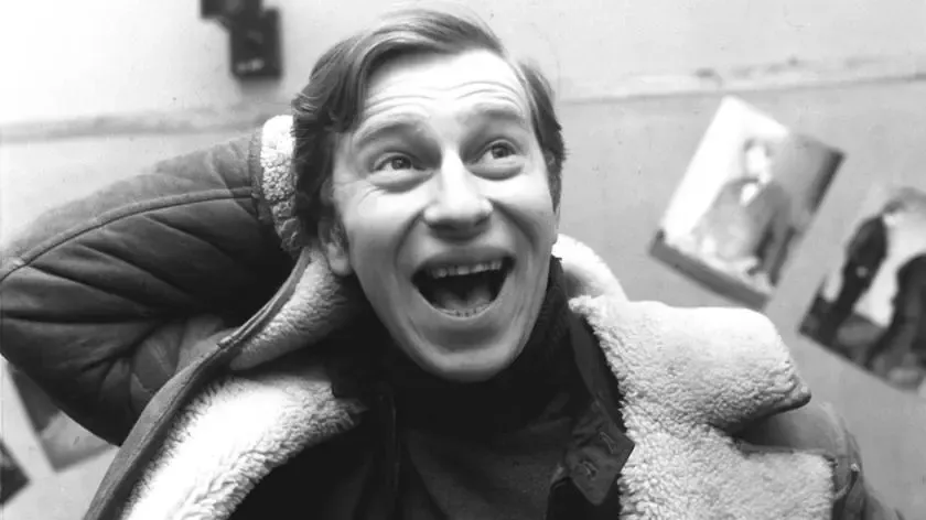 Jerzy Stuhr jako reżyser na planie filmu