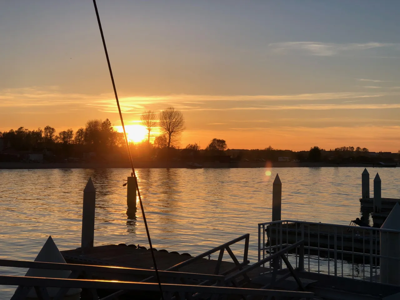 Mechelinki widok na morze klif zach&oacute;d słońca