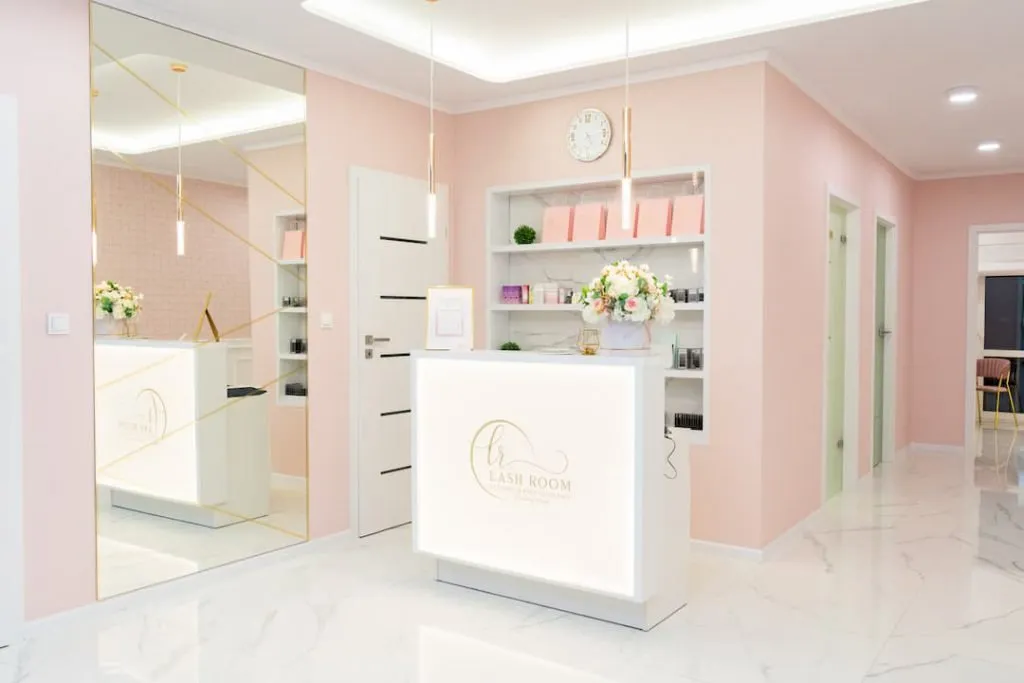 wnętrze salonu kosmetycznego