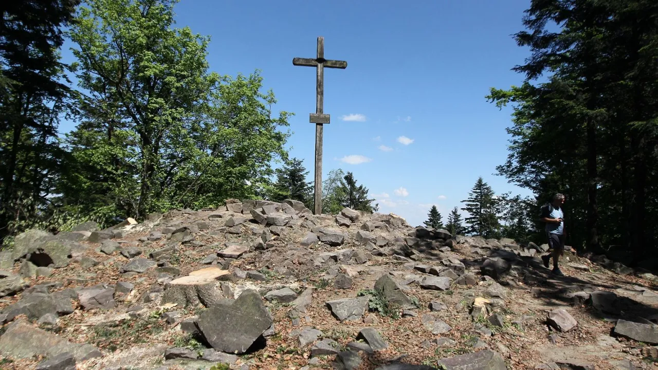 Zdjęcie Kielce G&oacute;ry Świętokrzyskie: jak dojechać? Przewodnik do Łysicy i Krzyża