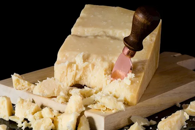 skład parmezanu tabela wartości odżywczych