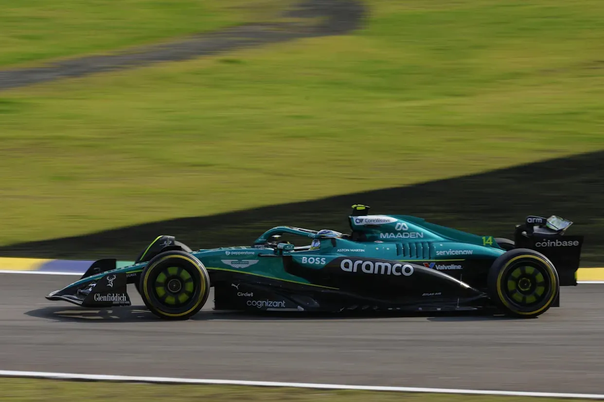 Coche de F1 en entrenamientos libres