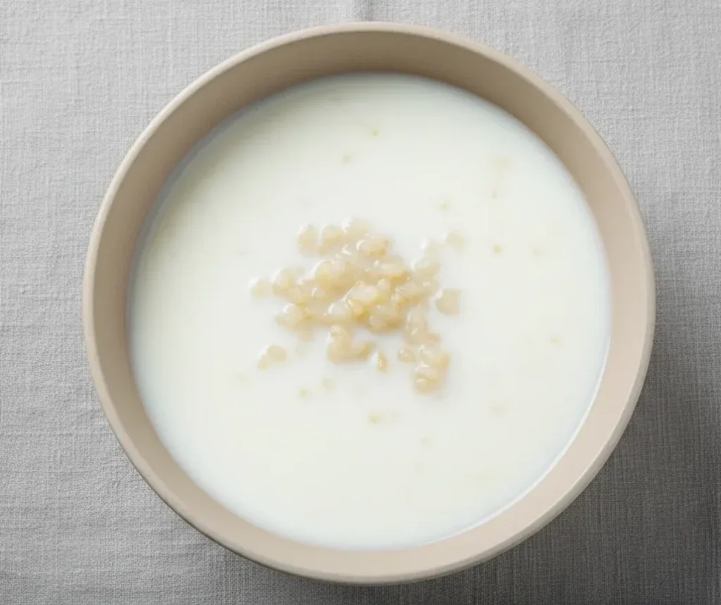 domowa zacierka w misce