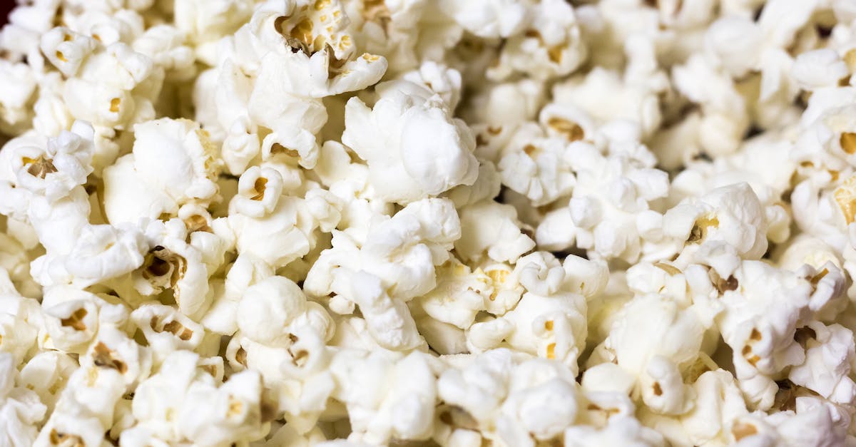 Jak zrobić pyszny popcorn w piekarniku? Przepis krok po kroku