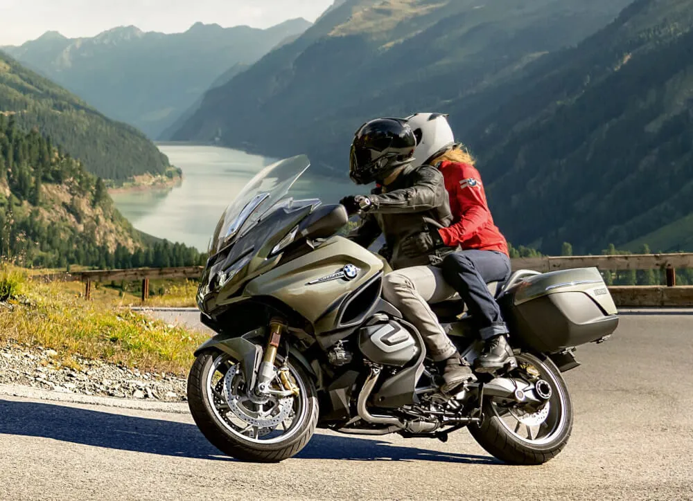 Motocykle sportowe szosowe turystyczne