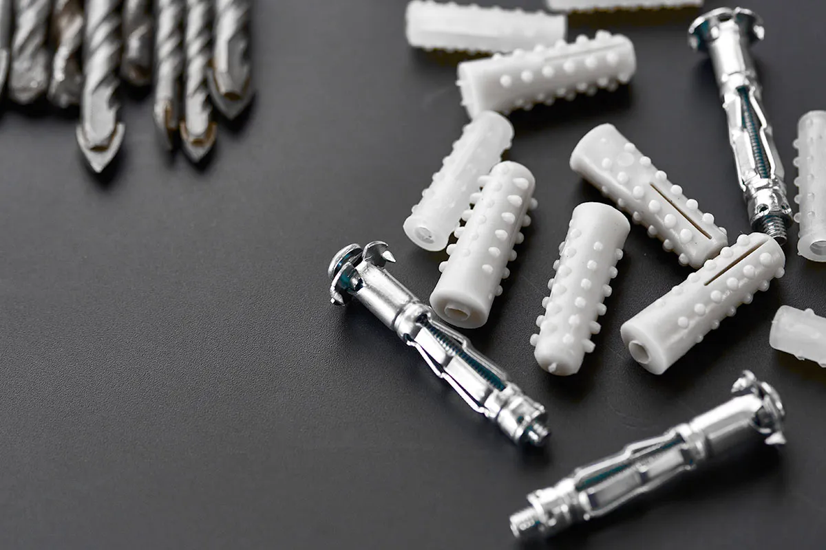 rodzaje kotew stalowych rozporowych por&oacute;wnanie