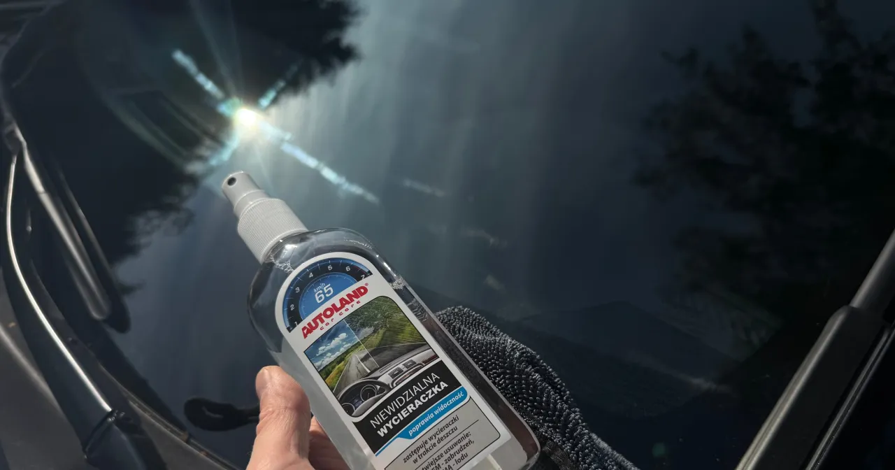 Słaba widoczność w deszczu przez zużyte wycieraczki