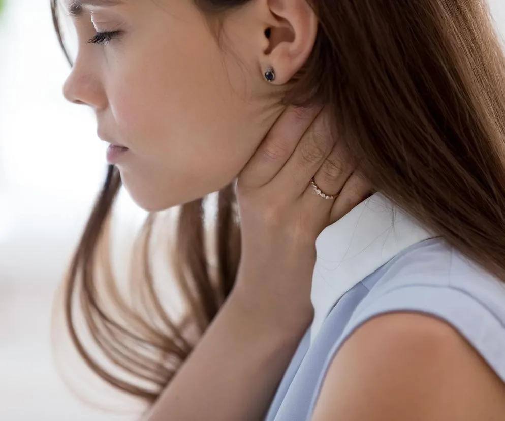 kiedy iść do lekarza z chrypką objawy alarmowe