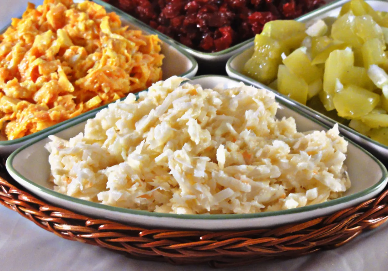 dodatki do sur&oacute;wki z selera