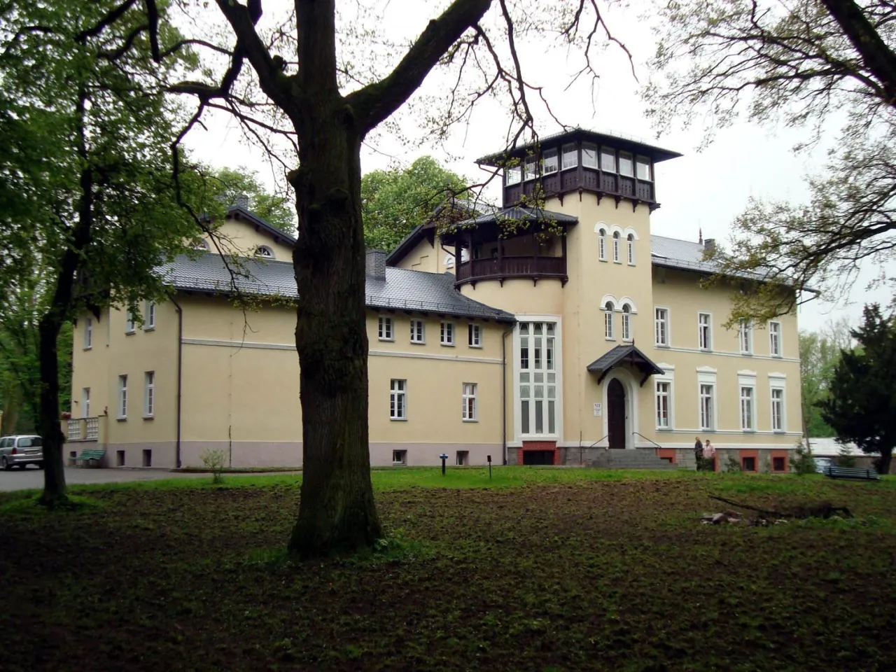 Dom Pomocy Społecznej Chlebno pałac