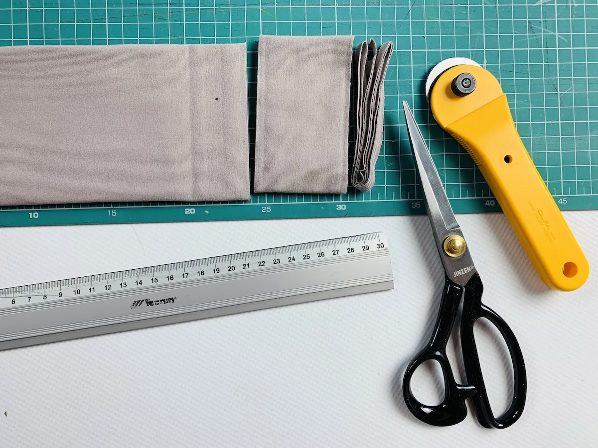 materiały i narzędzia do szycia kaptura