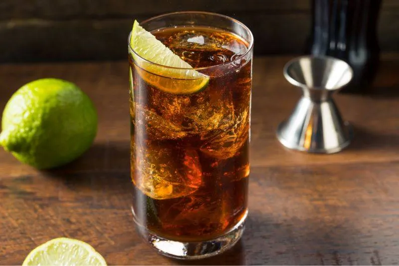 proste drinki z Jägermeisterem