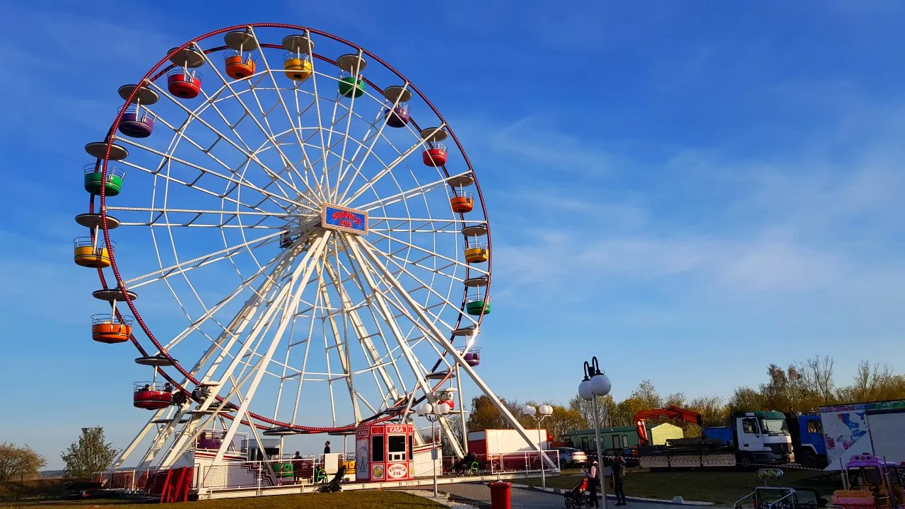Lunapark Krynica Morska atrakcje dla dzieci