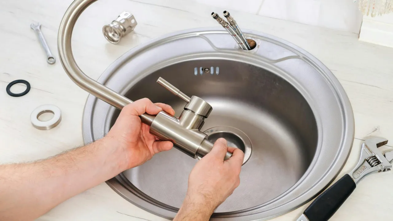 Typowe błędy przy montażu baterii kuchennej