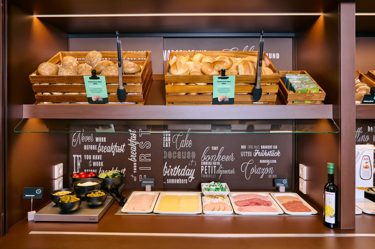 B&B HOTELS Fr&uuml;hst&uuml;cksbuffet Auswahl