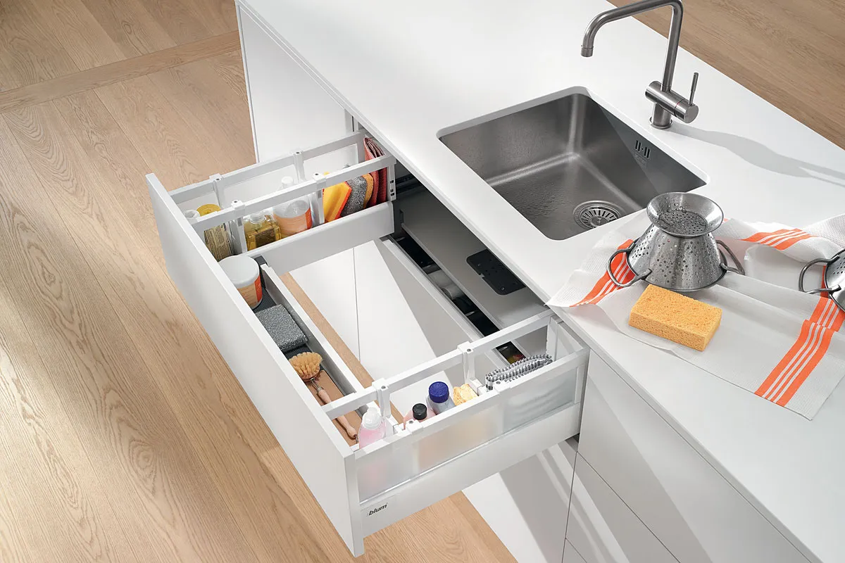 mierzenie szafki pod zlewem