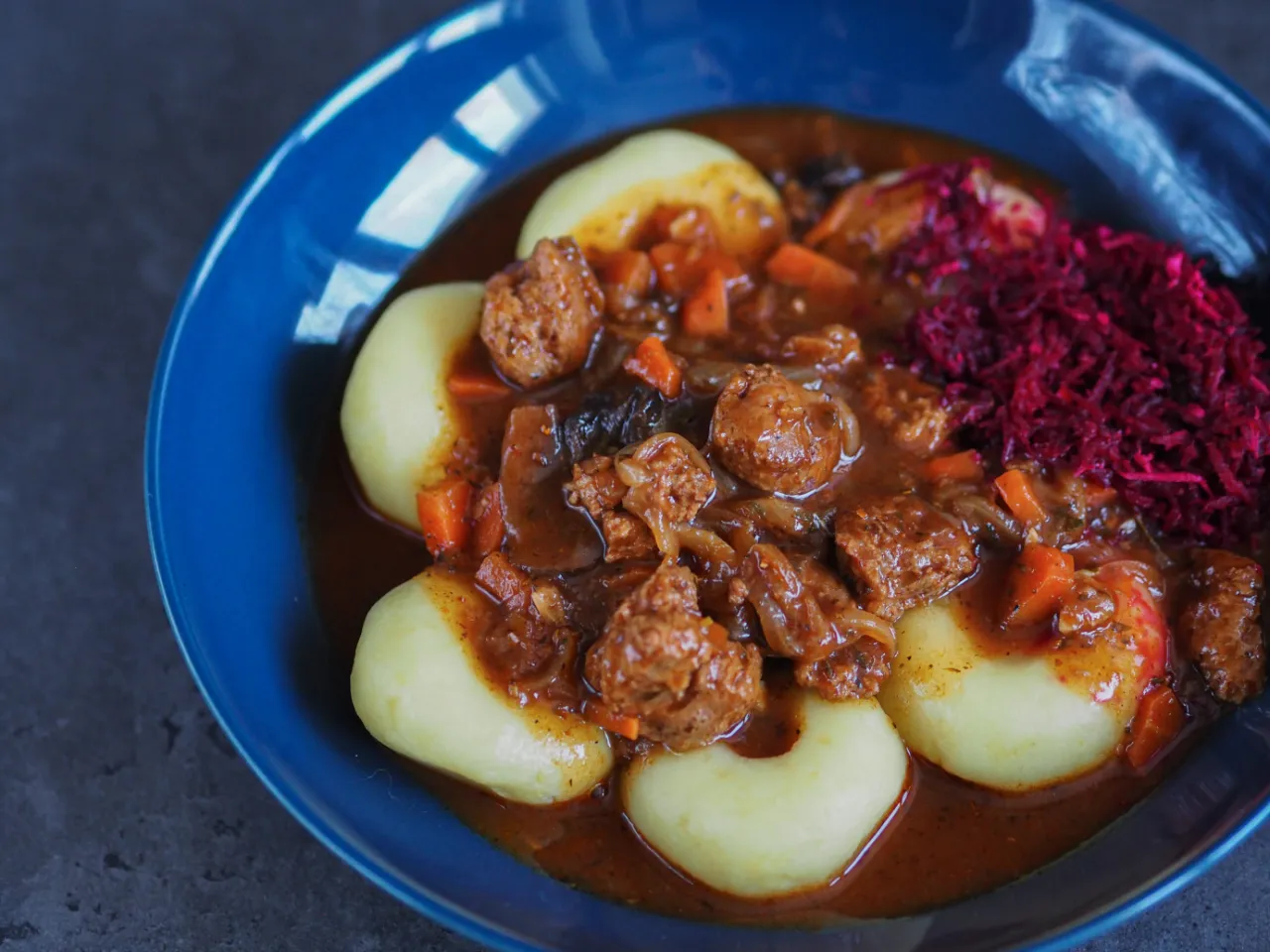 gulasz warzywny do klusek śląskich