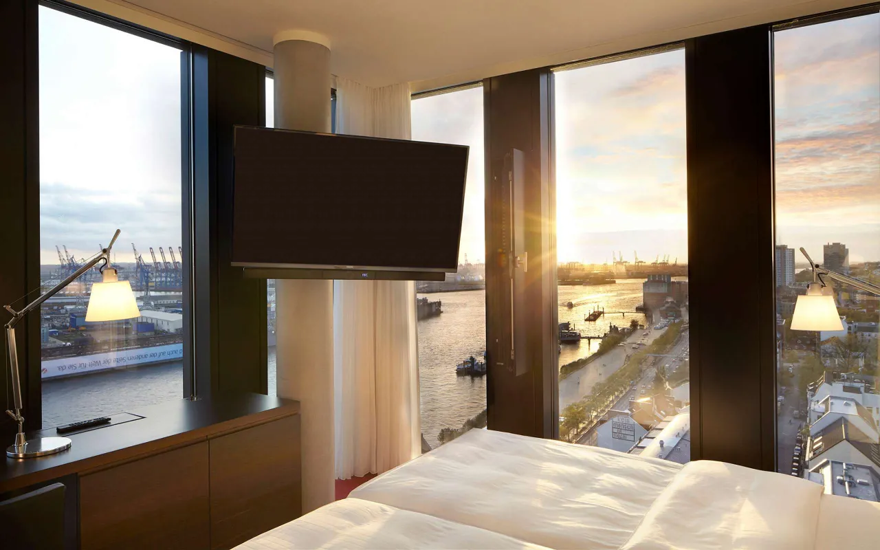 Empire Riverside Hotel Zimmer mit Hafenblick