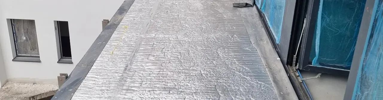 Zdjęcie Jak izolacja na balkon może uratować Twój komfort i oszczędności