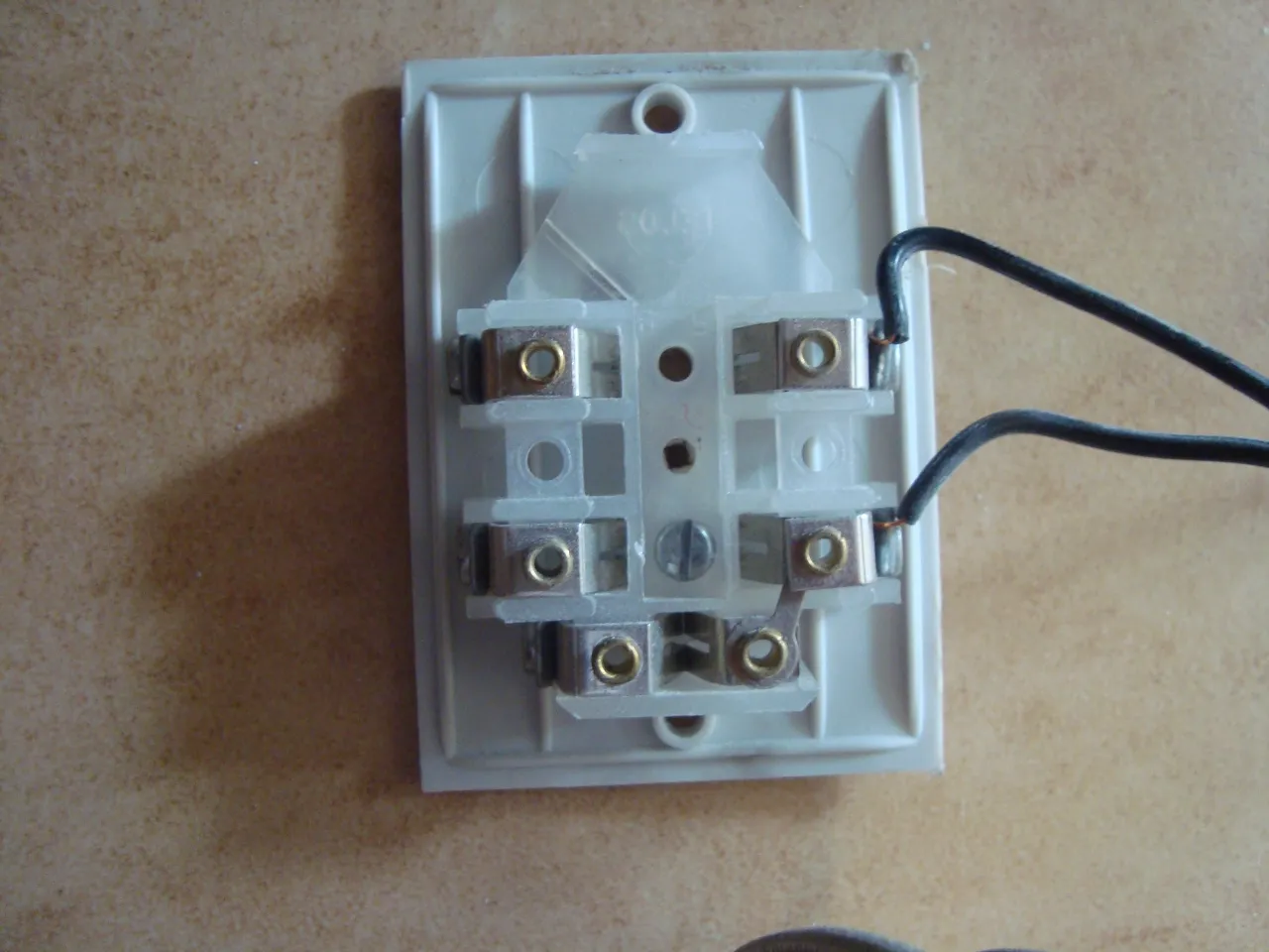 Stare gniazdo telefoniczne GTN-4