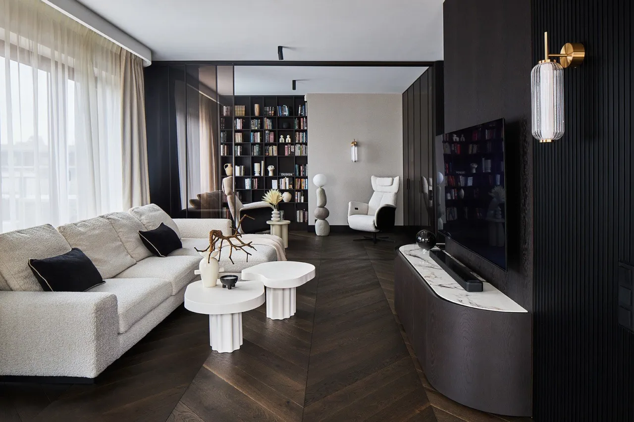 błędy aranżacyjne małe mieszkanie zagracenie ciemne kolory