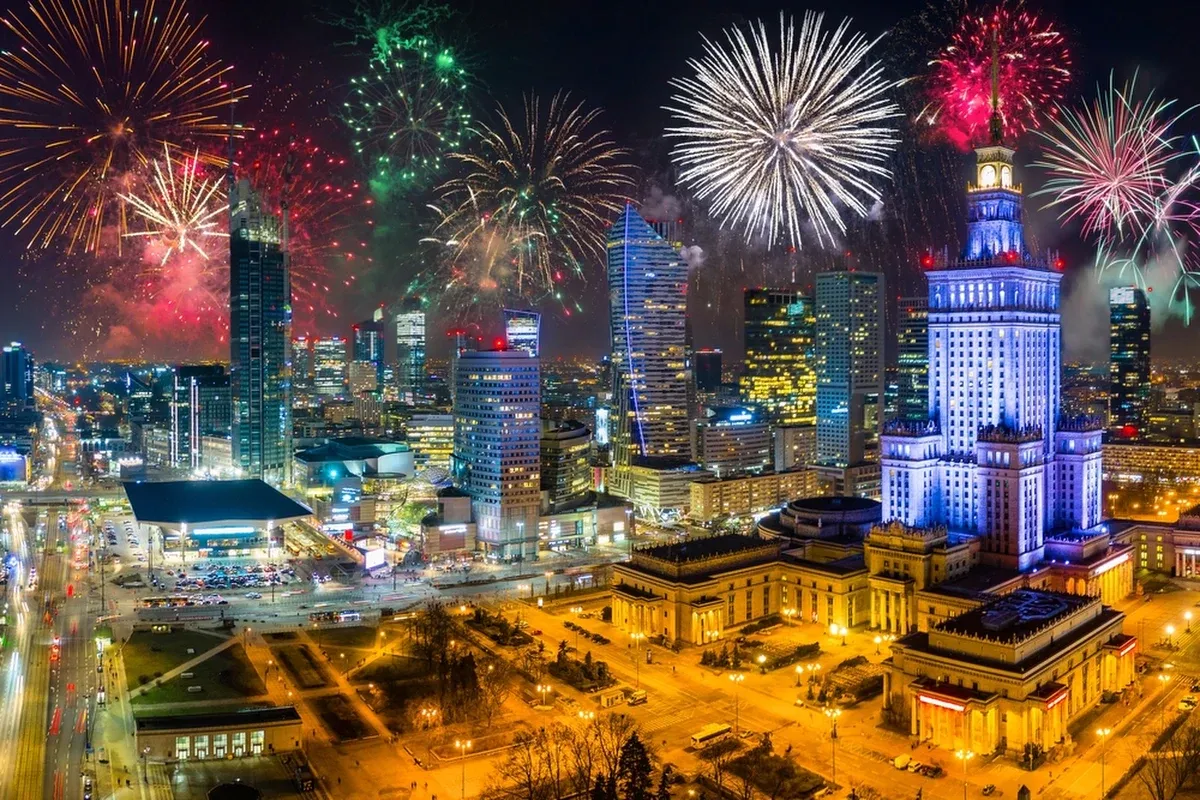 Sylwester w Warszawie nocą