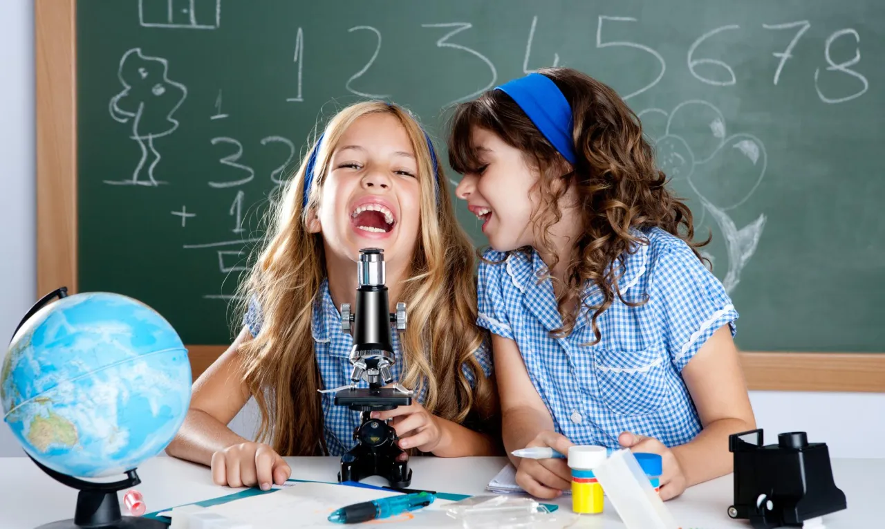 Tabela por&oacute;wnawcza wariant&oacute;w ubezpieczenia InterRisk EDU PLUS