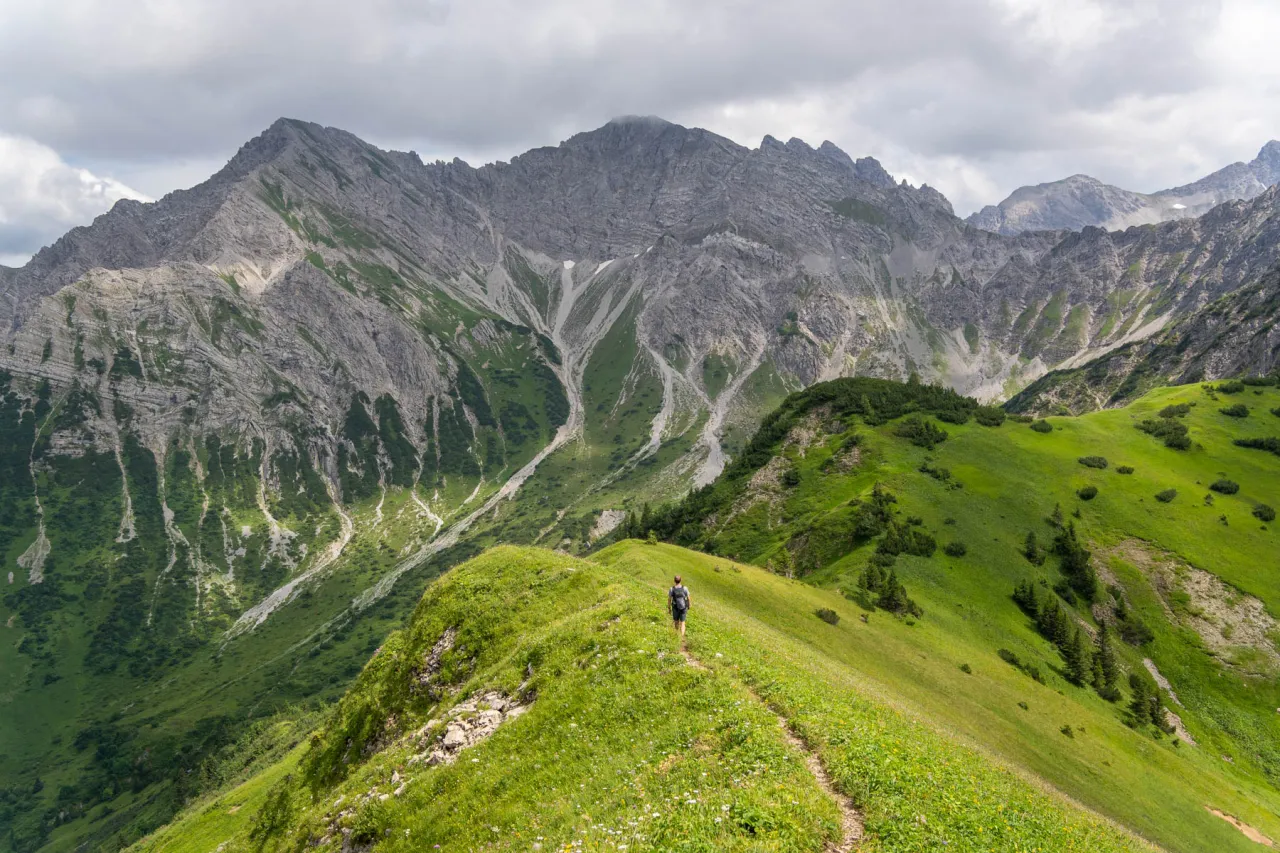 Tyrol Alpy trekking