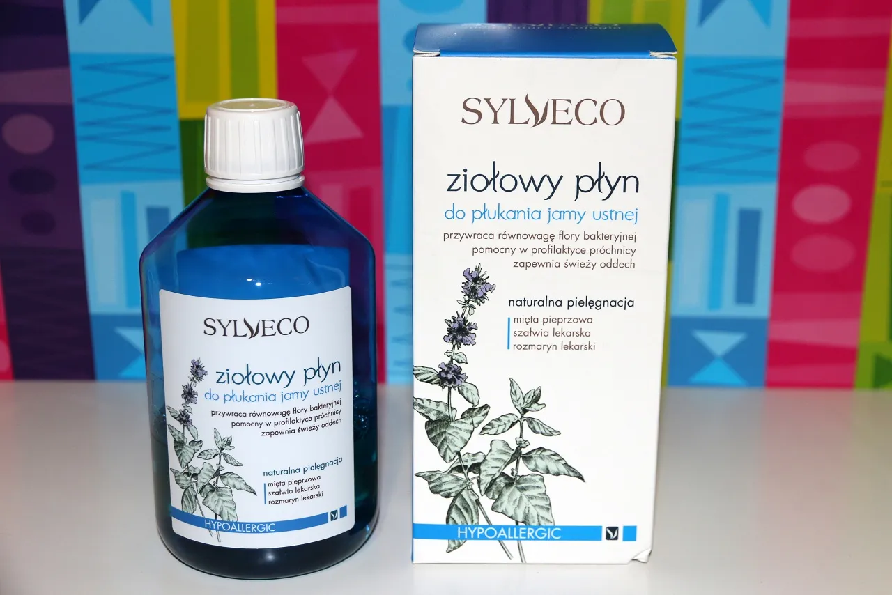 Naturalne płyny do płukania ust zioła