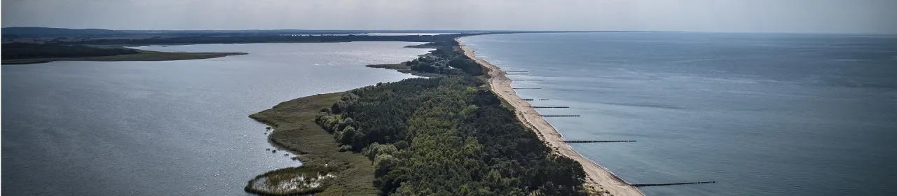 Zdjęcie Gdzie leżą Dąbki nad morzem? Odkryj ich wyjątkową lokalizację