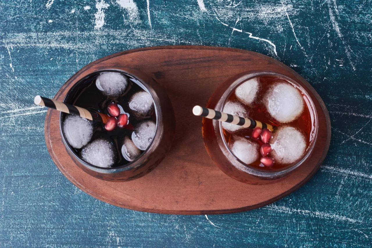 Różne rodzaje lodu do koktajli